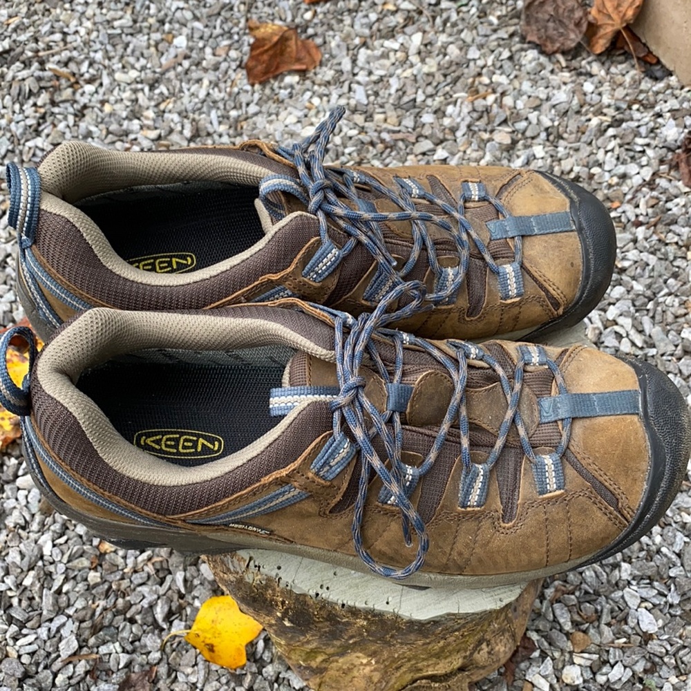 Keen hiking shoes